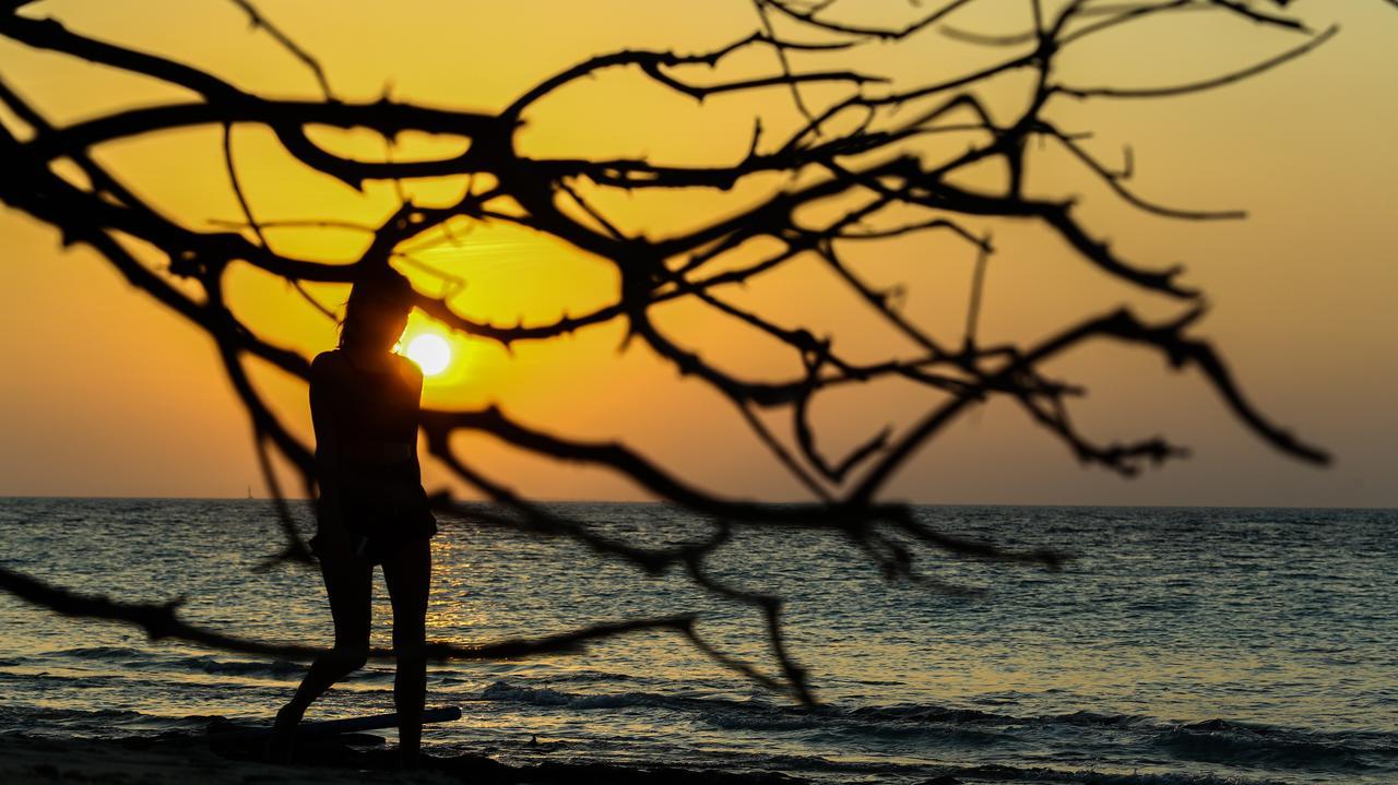 Dhigurah Retreat Beach Exteriör bild